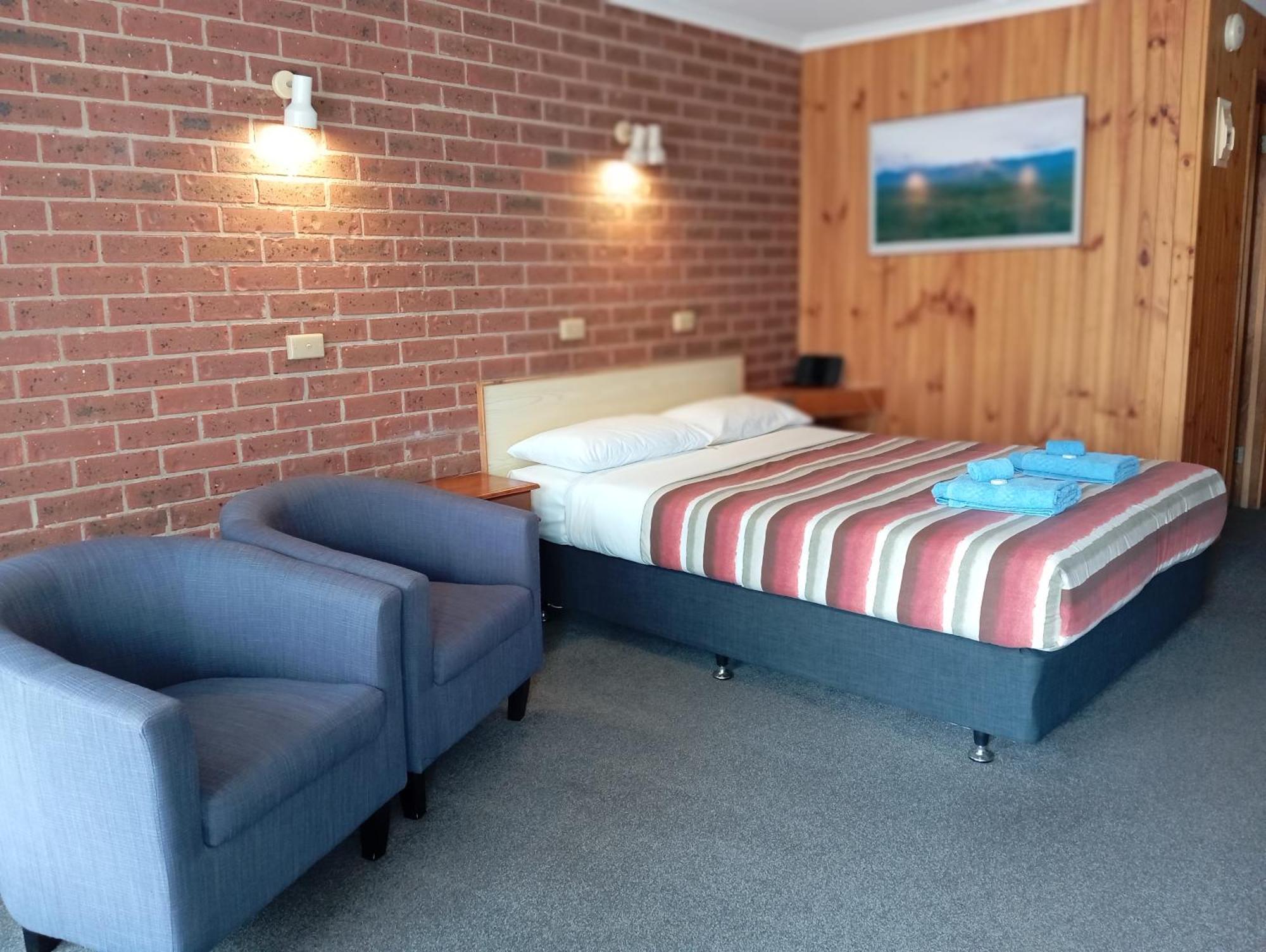 Orbost Country Road Motor Inn Exterior photo
